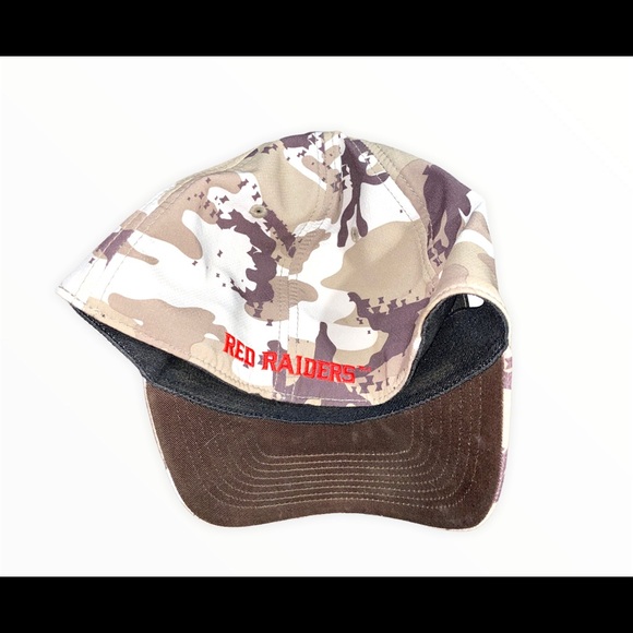Under Armour Texas Tech camo hat - Picture 2 of 4